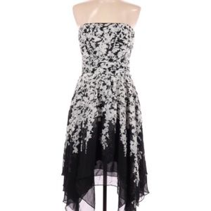 NWOT B&W Floral Dress Strap/less Smoke Free Home